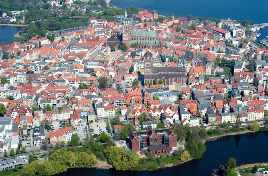 柏林攻略德国旅游多少钱_德国柏林一日游_德国柏林旅游攻略