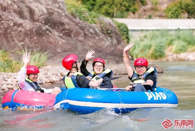 乐峰赤壁景区旅游攻略-乐峰赤壁景区门票