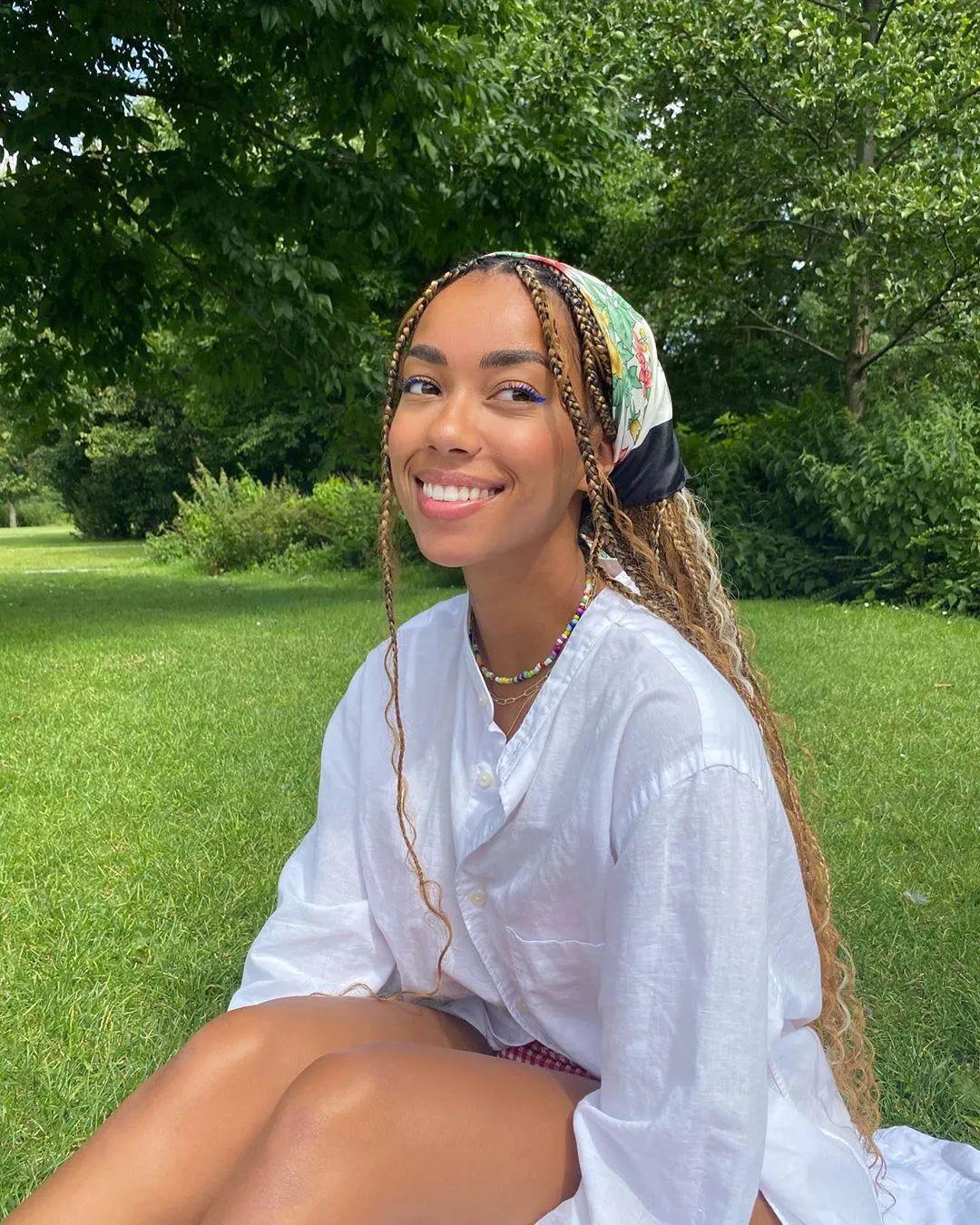 时尚博主大洪洪个人资料_ins时尚博主_时尚博主三木妈妈的秋冬搭配