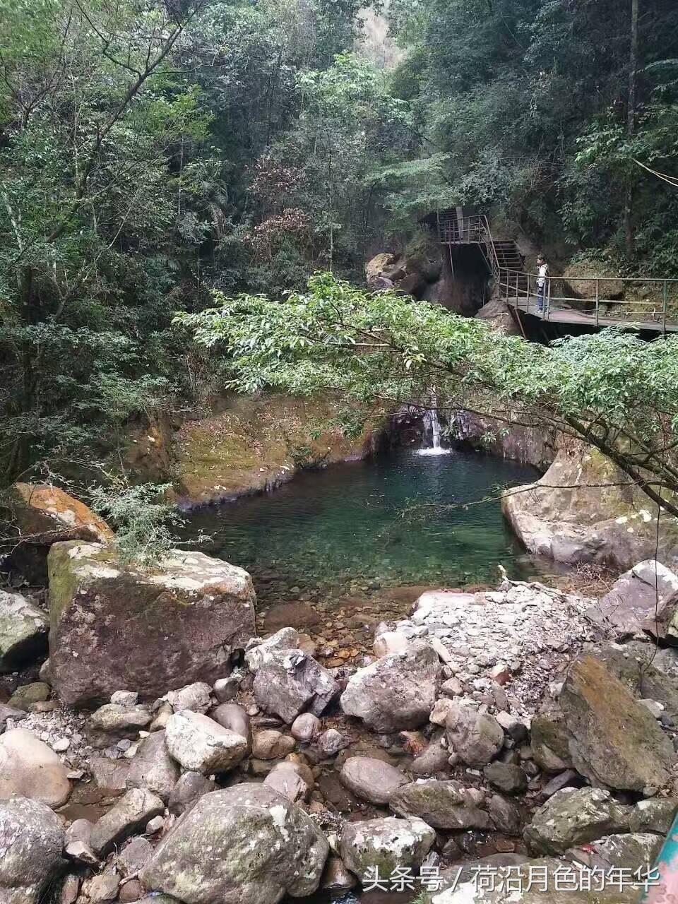 乐峰赤壁温泉度假村_乐峰赤壁景区旅游攻略_赤壁有没有游乐园