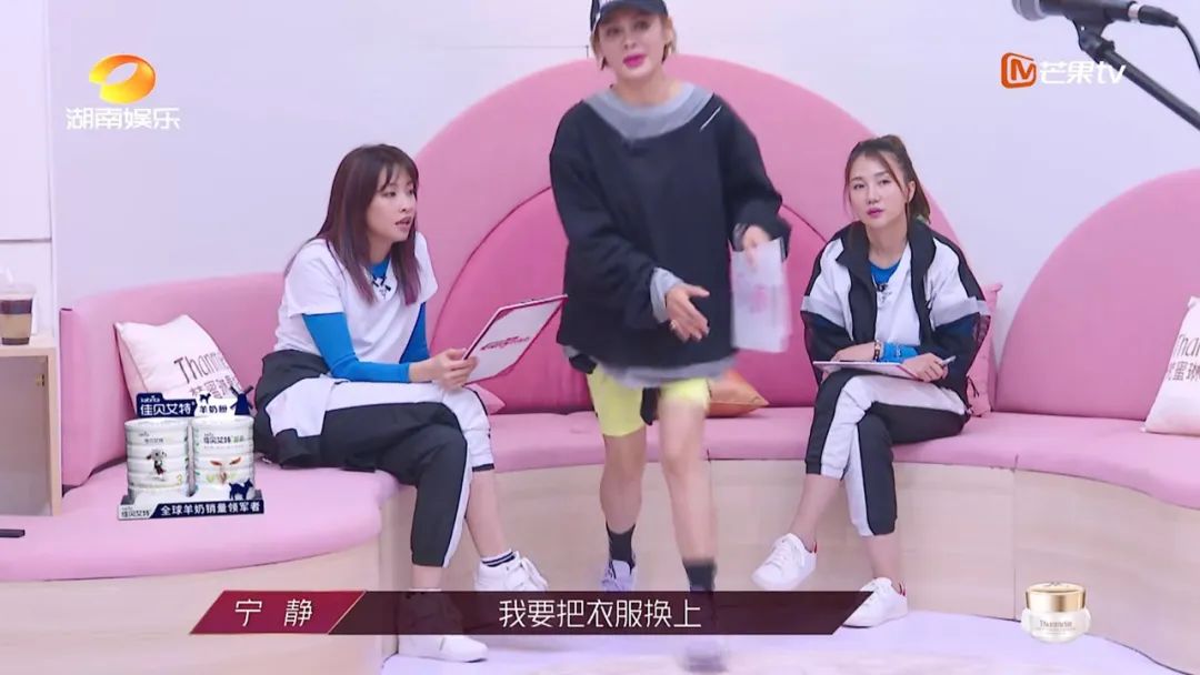 鸵鸟皮时尚_鸵鸟皮皮鞋图片_鸵鸟皮皮衣