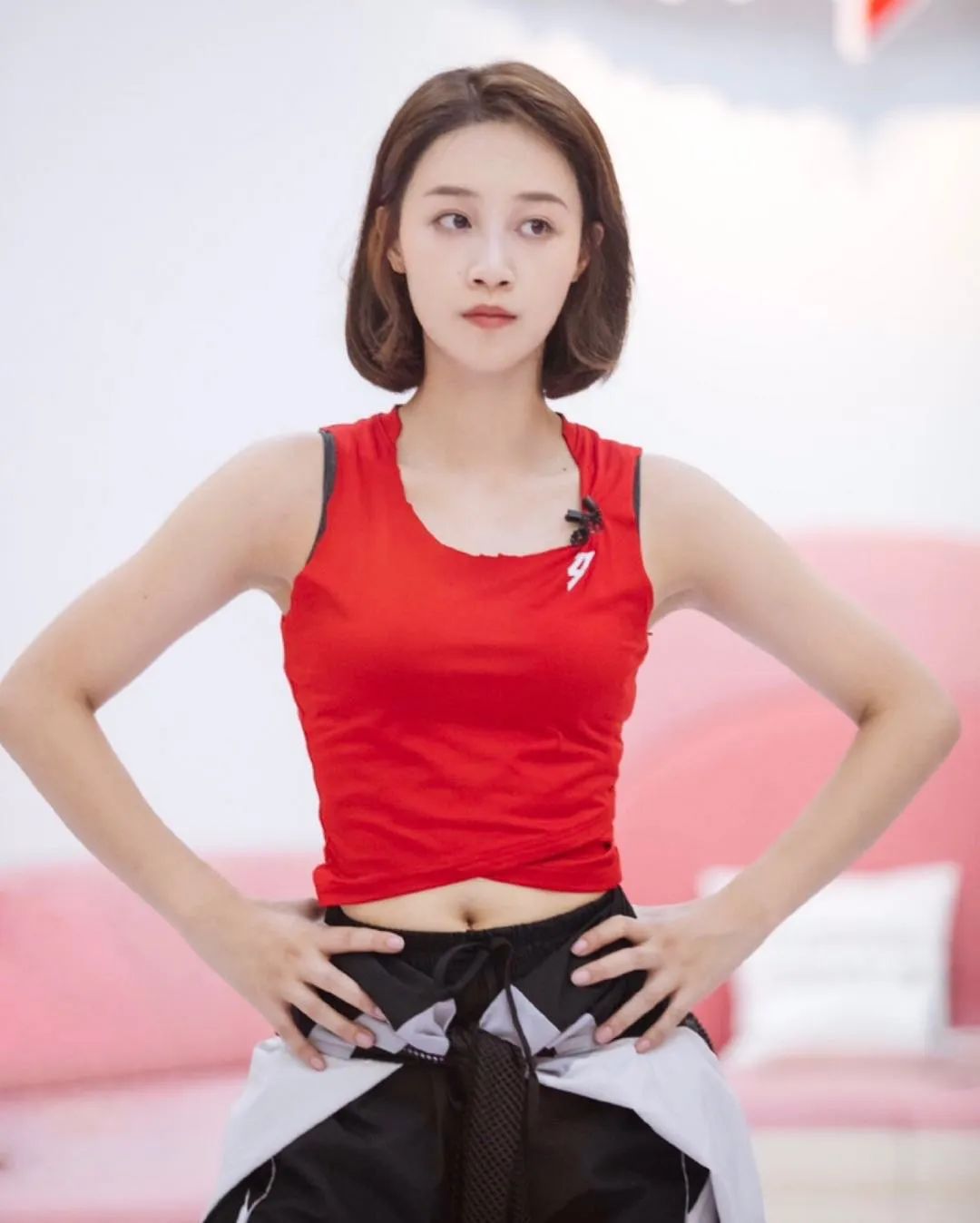 鸵鸟皮皮衣_鸵鸟皮时尚_鸵鸟皮皮鞋图片