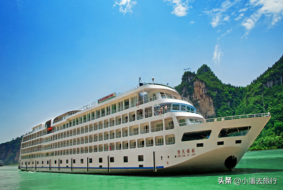 上海到重庆的游船_上海到重庆船旅游攻略_上海出发重庆游轮旅游
