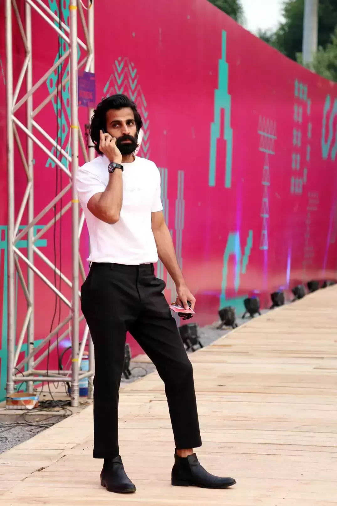 靴子男士_时尚男靴子_靴子男潮牌