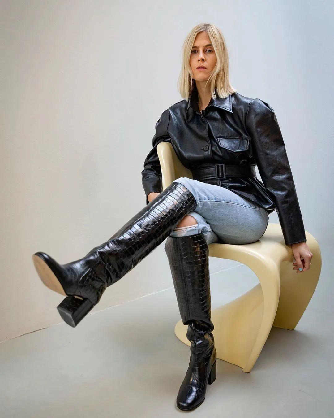 靴子穿搭男_靴子男潮牌_时尚男靴子