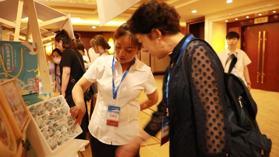 盘锦红海滩最美的地段_盘锦旅游景点红海滩_盘锦红海滩旅游攻略