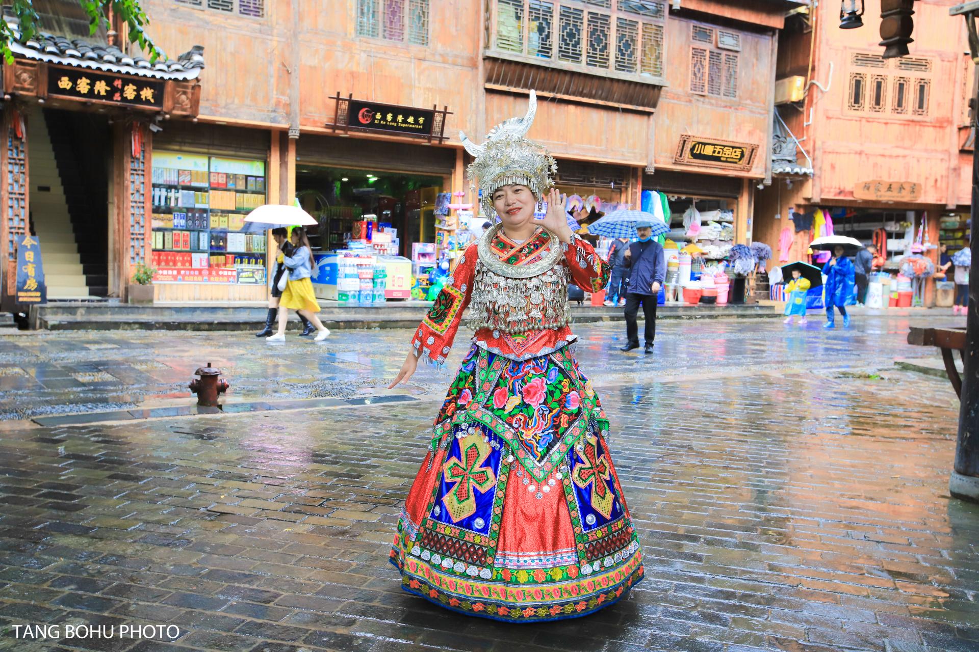 攻略凯里旅游苗寨的路线_贵州凯里苗寨旅游攻略_凯里千户苗寨旅游攻略