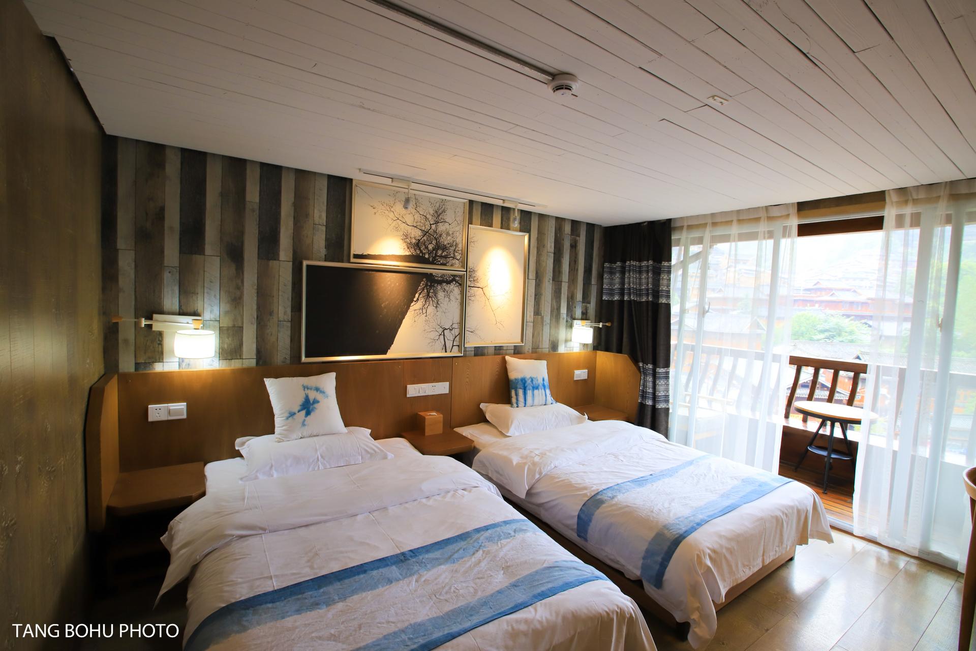 凯里千户苗寨旅游攻略_攻略凯里旅游苗寨的路线_贵州凯里苗寨旅游攻略