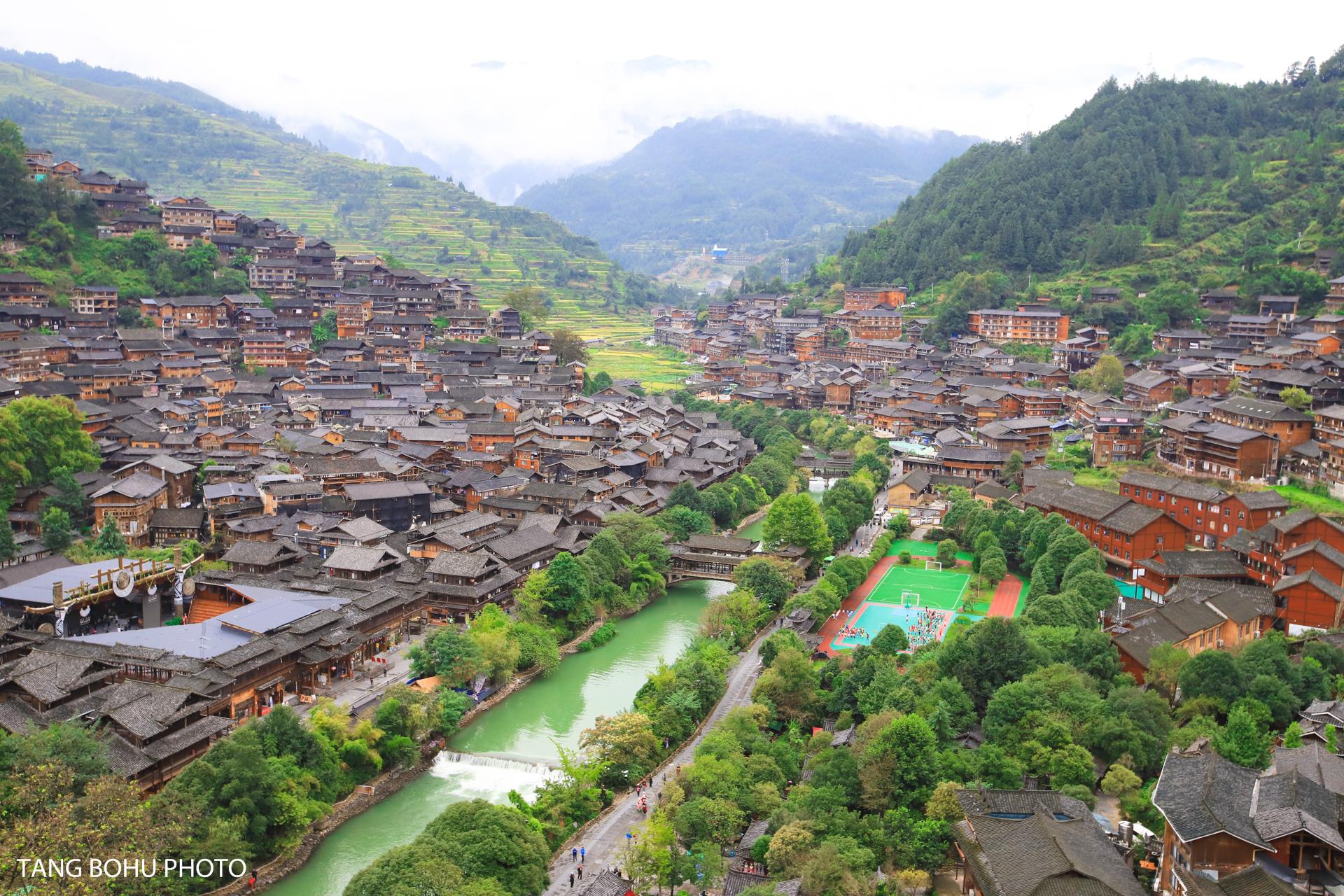 攻略凯里旅游苗寨的路线_凯里千户苗寨旅游攻略_贵州凯里苗寨旅游攻略