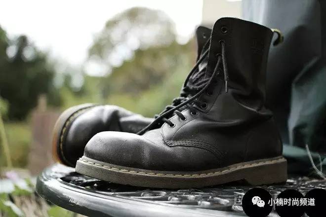 时尚男靴子-靴子男士(图21) 靴子男士_时尚男靴子_靴子穿搭男