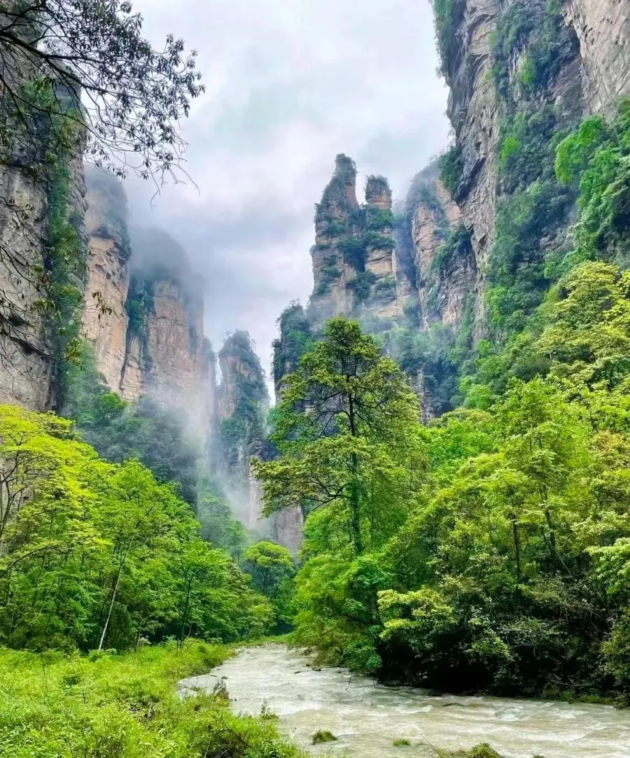 长沙至凤凰旅游攻略_长沙凤凰古城旅游攻略_长沙旅游攻略景点必去凤凰古城