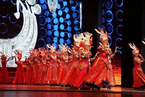 凯里到镇远旅游攻略_凯里去镇远古镇怎么走_从凯里去镇远古城怎么坐车