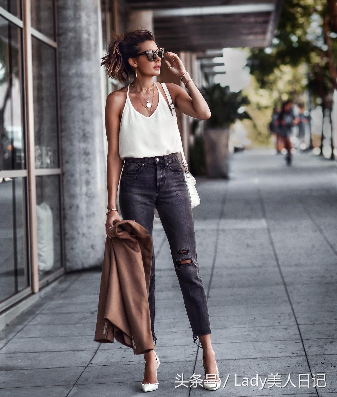 微乳穿衣服好看_微乳才是时尚_微乳时尚圈