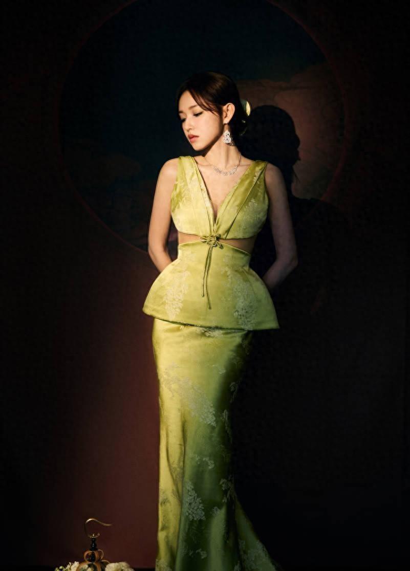 礼服时装秀2020_礼服走秀_时尚中国礼服内衣秀