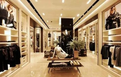 时尚服装店装修风格_时尚服装店装修设计_装修服装店铺装修设计