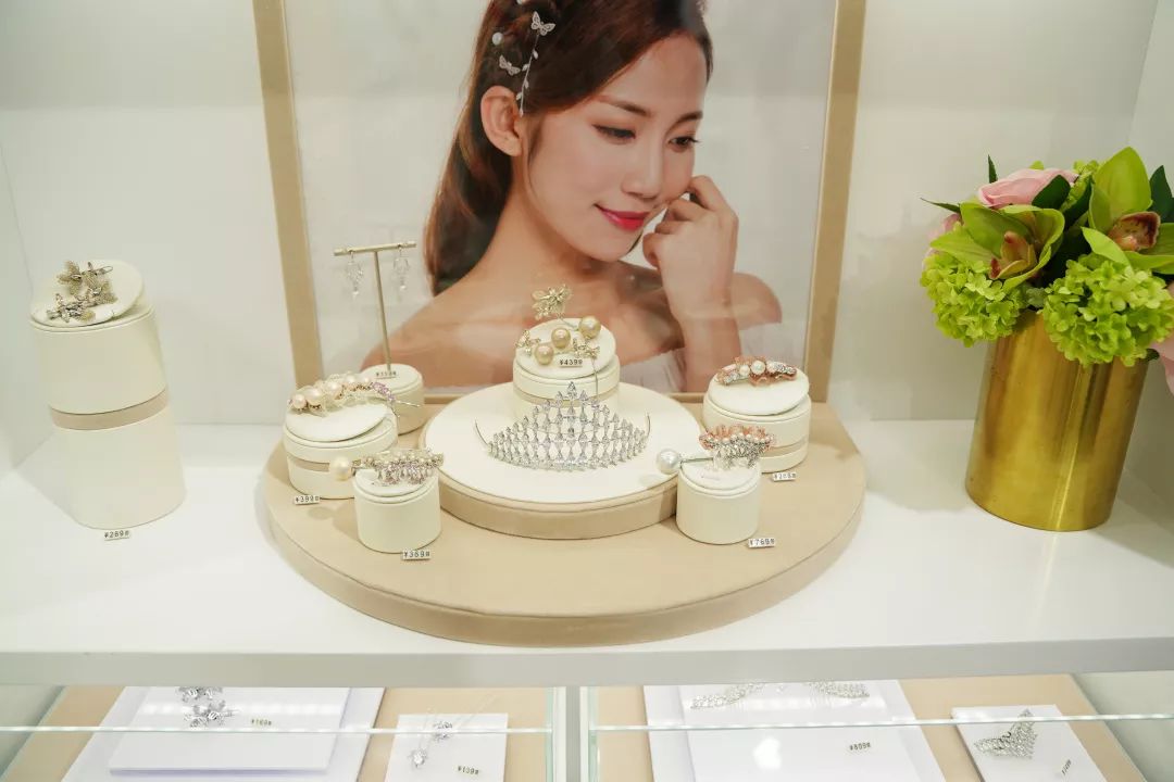 广州流行美时尚商业股份有限公司_广州时尚潮流_广州流行美连锁店地址