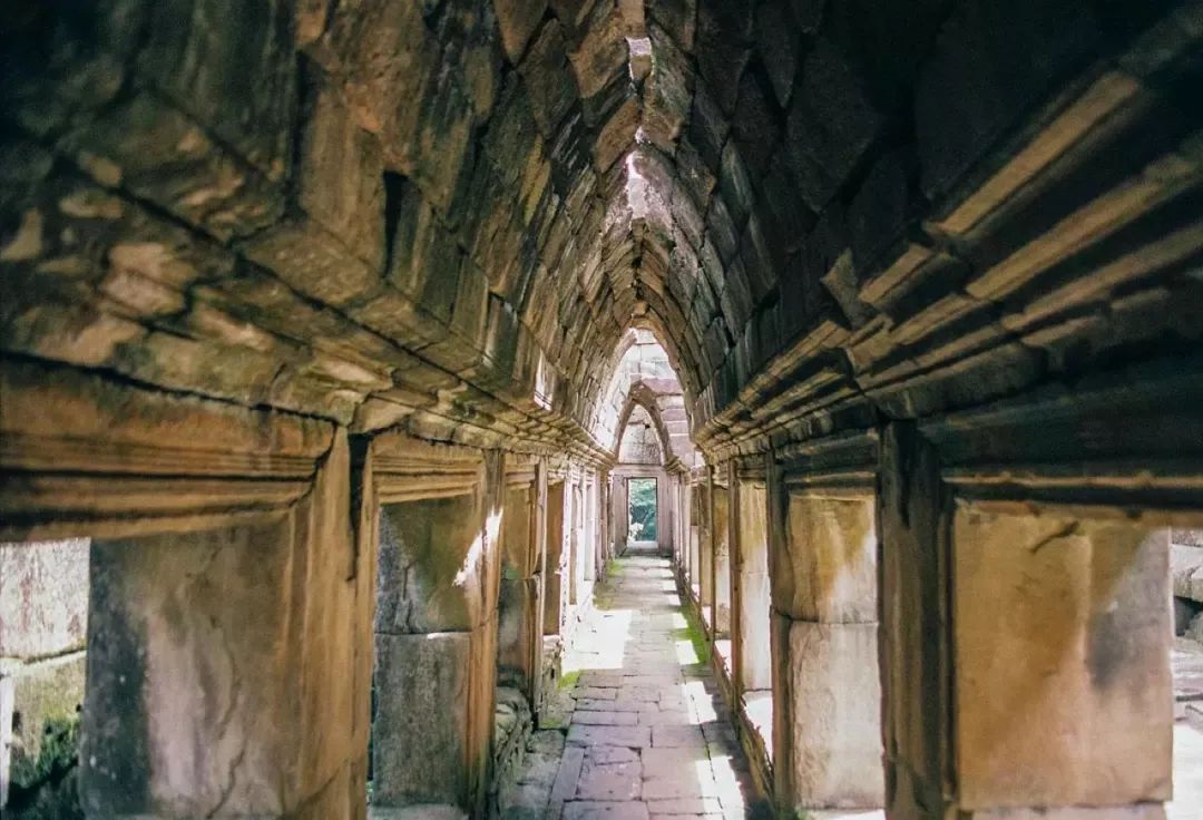 柬埔寨吴哥旅游攻略_柬埔寨吴哥古迹_柬埔寨旅游景点吴哥窟