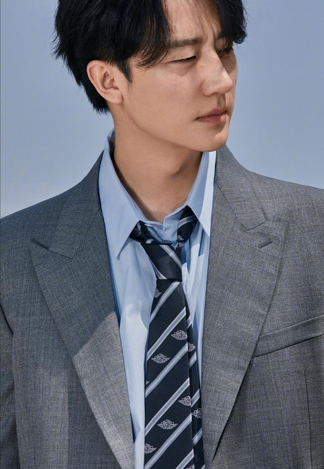 男士时尚西装搭配_男士西装搭配图片大全高清_男士西装怎么搭