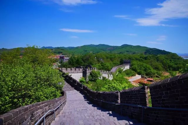 宽甸绿江风景_宽甸绿江村旅游攻略_宽甸绿江村旅游景区