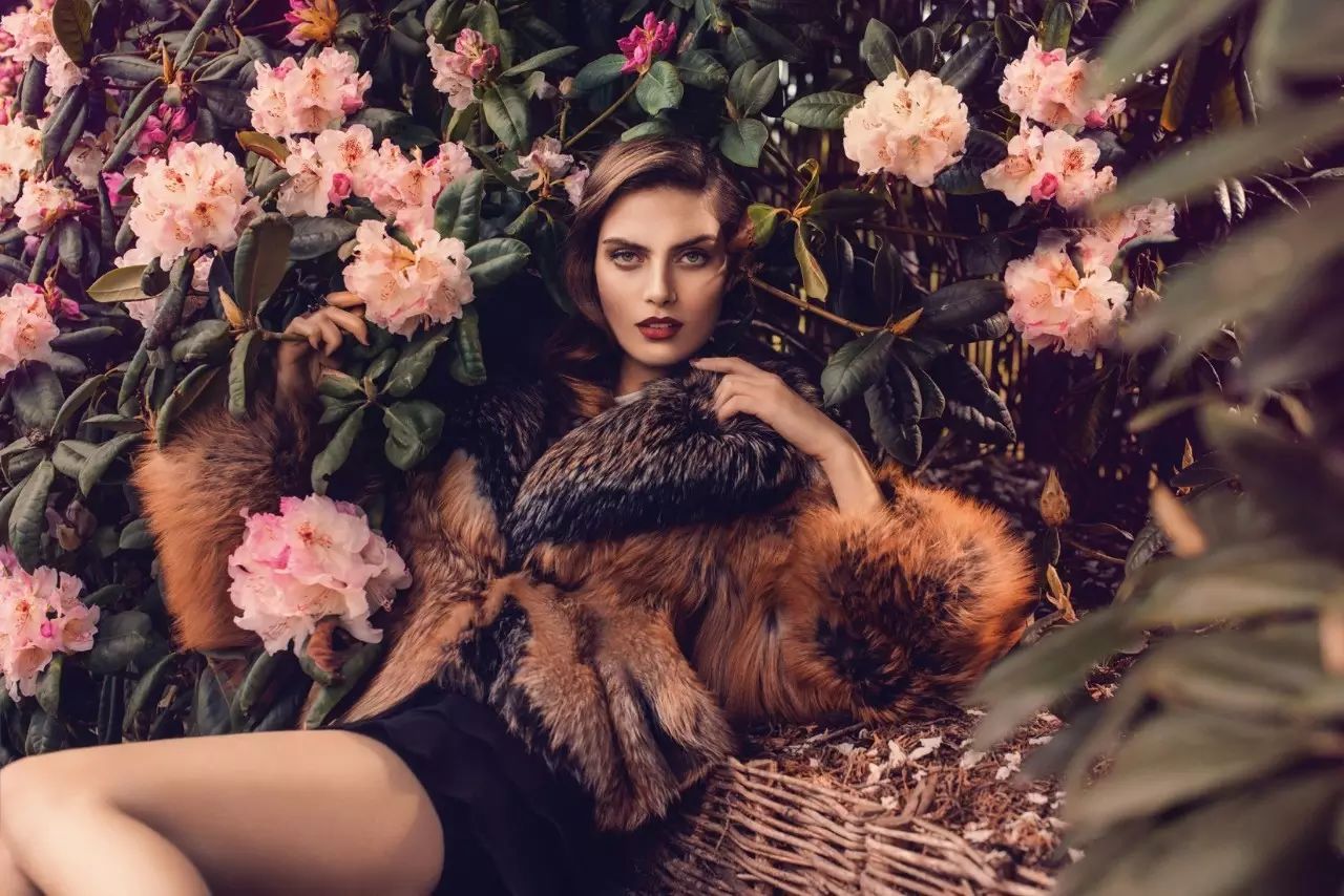 情侣装批发渠道_情侣装批发厂家_时尚情侣装批发