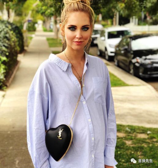 名片时尚图片高清_时尚名片图片_名片时尚简约