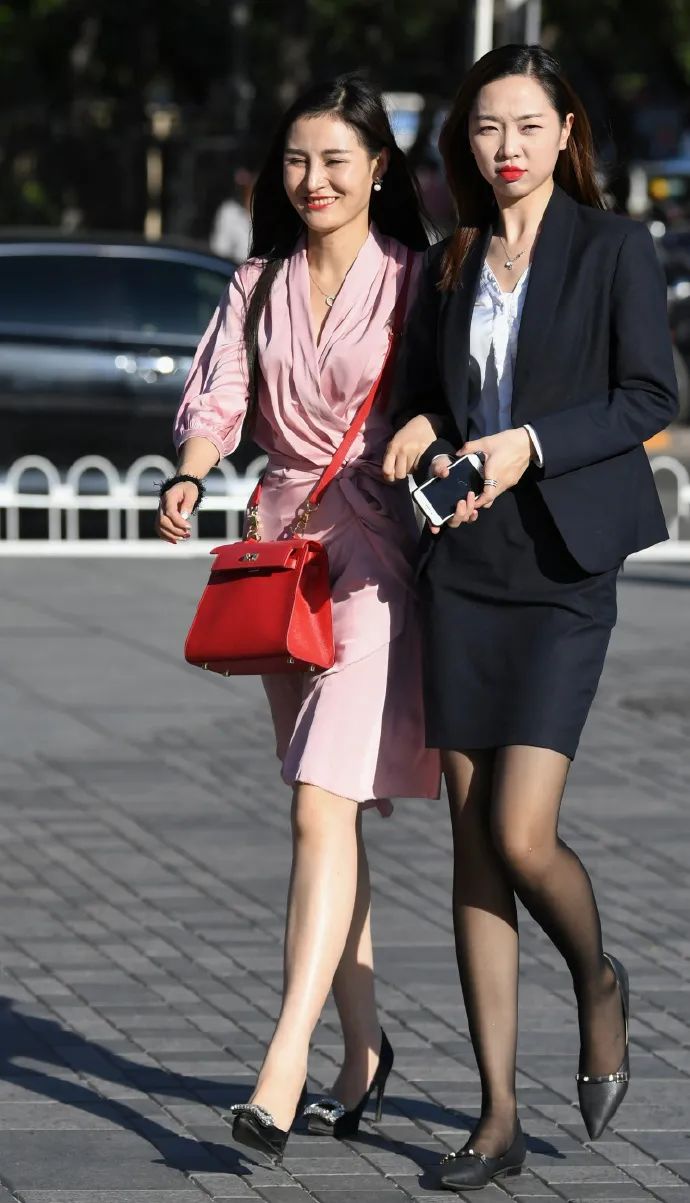 时尚白领职业装_白领职业装_时尚白领女装