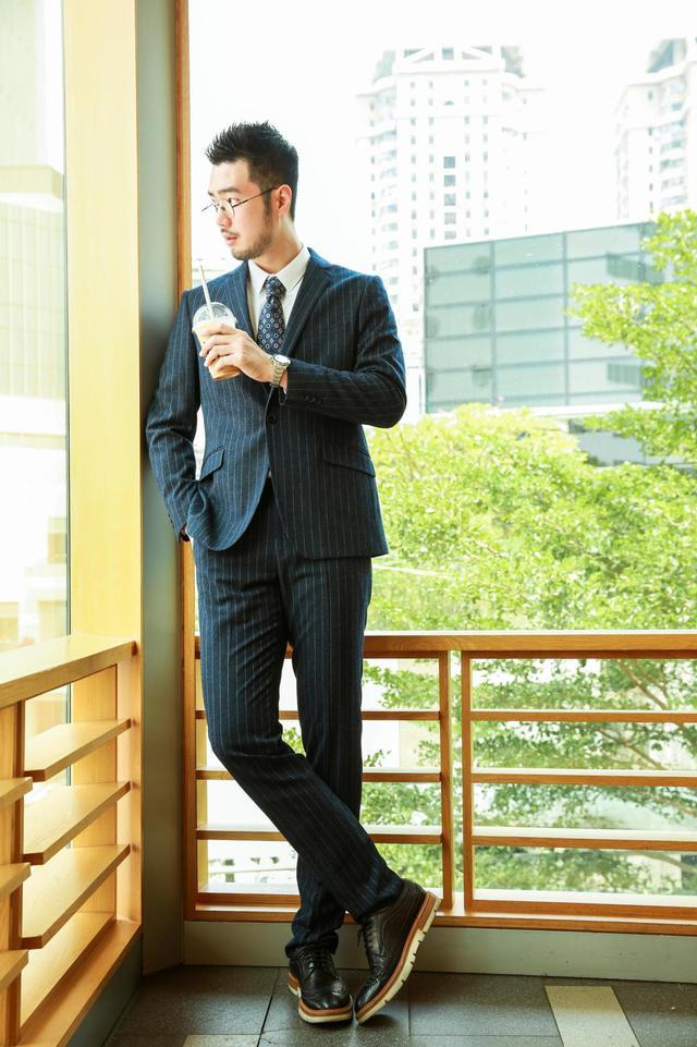 时尚商务男装品牌_男装商务品牌_男装商务品牌排行榜前十名