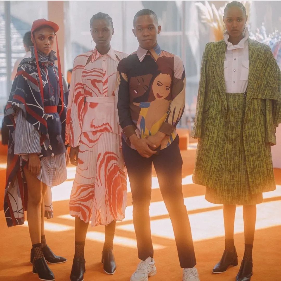 礼服款式_礼服设计女_时尚礼服女装知道