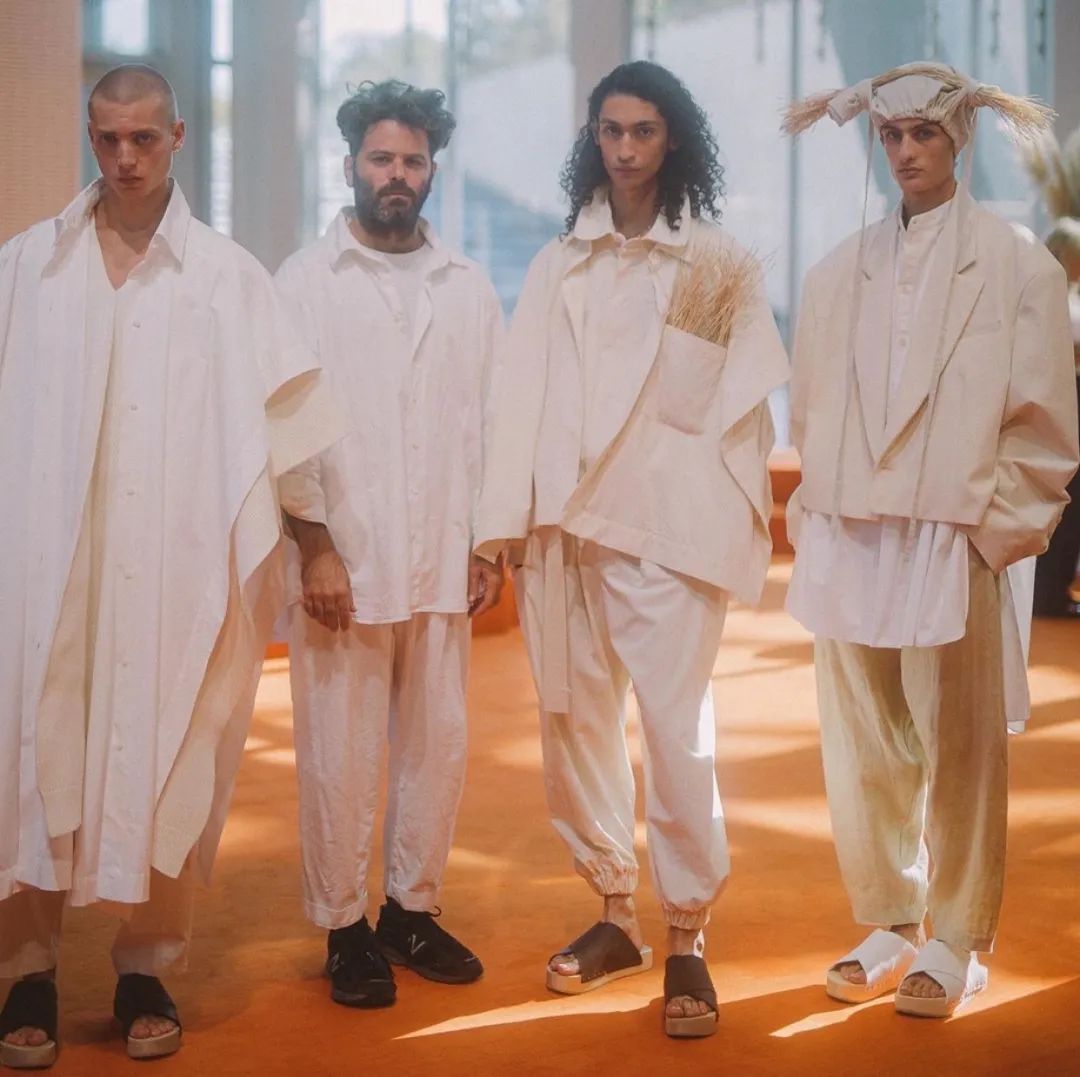 礼服款式_礼服设计女_时尚礼服女装知道