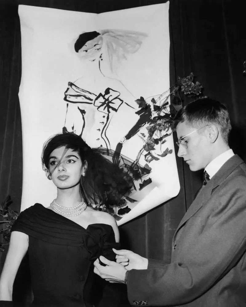 礼服款式_时尚礼服女装知道_礼服设计女