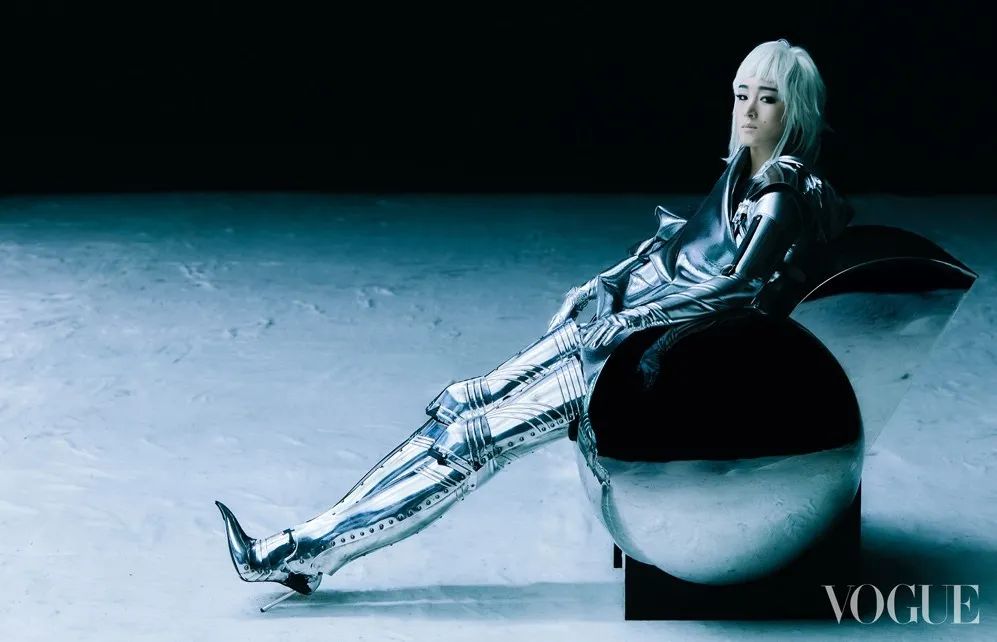 时尚 杂志-杂志时尚芭莎(图3) 杂志时尚穿搭_杂志时尚芭莎_时尚 杂志