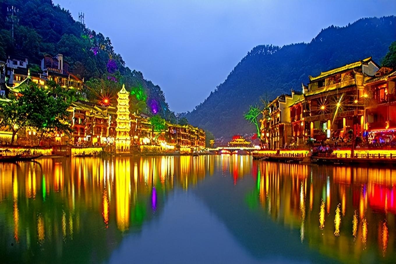 张家界凤凰旅游攻略网站-张家界-凤凰(图6) 张家界凤凰游玩路线_张家界-凤凰_张家界凤凰旅游攻略网站