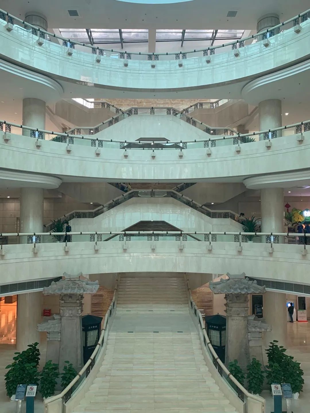 攻略重庆旅游自由行的地方_重庆3日自由行旅游攻略_攻略重庆旅游自由行路线