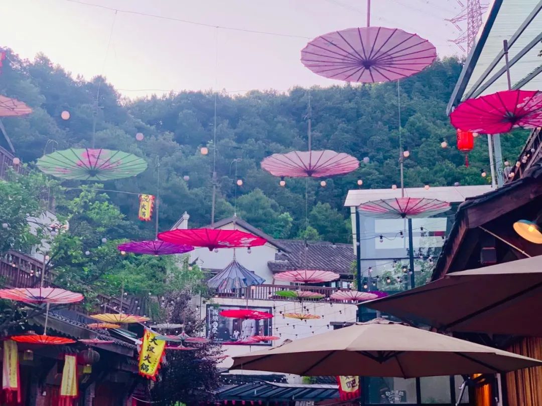 重庆3日自由行旅游攻略_攻略重庆旅游自由行路线_攻略重庆旅游自由行的地方