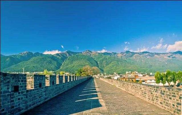 云南旅游一月份_云南十一月份旅游攻略_云南旅游几月是旺季