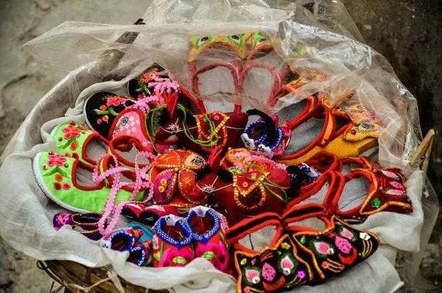 云南十一月份旅游攻略_云南旅游几月是旺季_云南旅游一月份