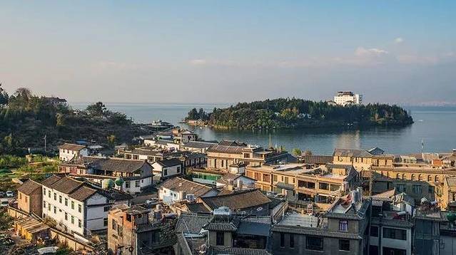 云南旅游一月份_云南旅游几月是旺季_云南十一月份旅游攻略