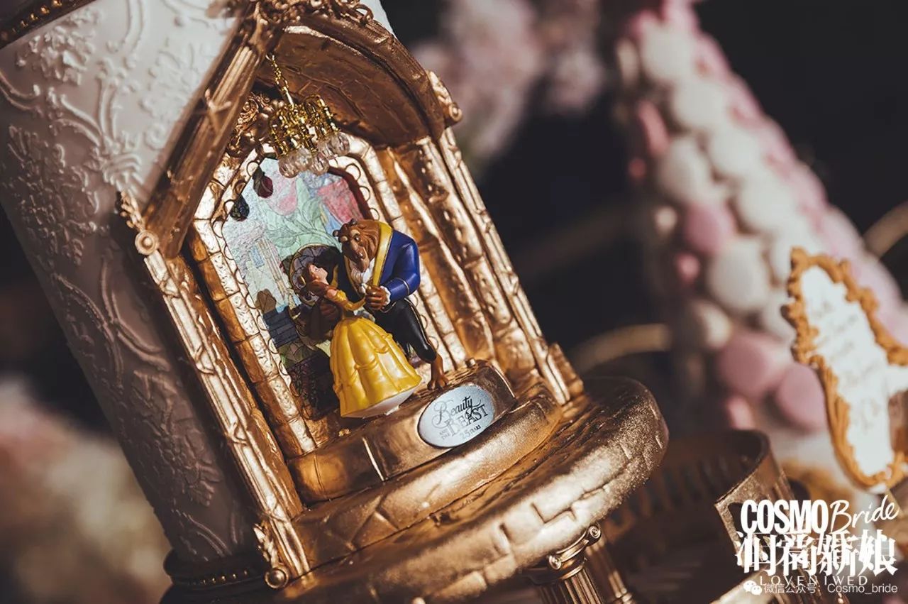 芭比童话摄影_芭比之时尚童话 电影_童话芭比公主