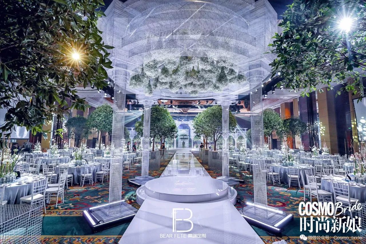 芭比之时尚童话 电影_芭比童话摄影_童话芭比公主