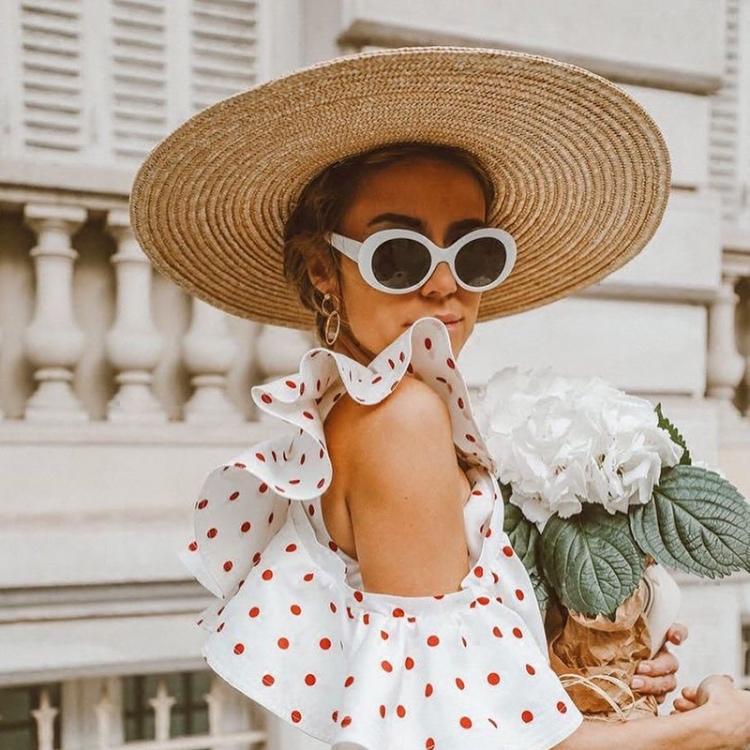 时尚斜睨女郎-时尚女郎插画(图18) 时尚女郎插画_时尚斜睨女郎_时尚女郎穿搭