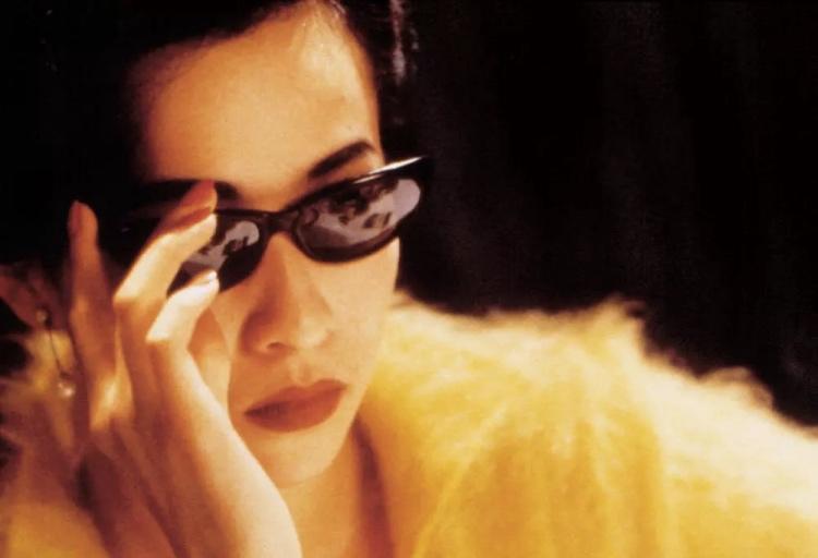 时尚斜睨女郎-时尚女郎插画(图4) 时尚女郎插画_时尚斜睨女郎_时尚女郎穿搭