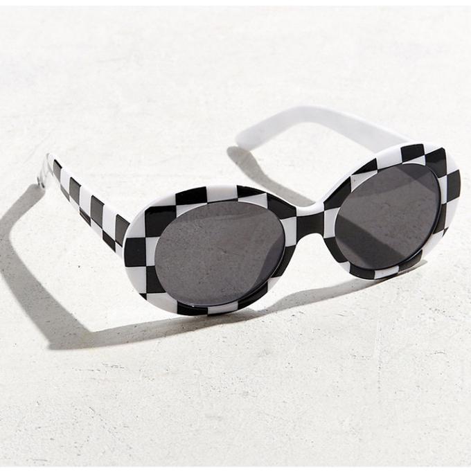 时尚斜睨女郎-时尚女郎剪影(图18) 时尚女郎剪影_时尚女郎手绘图片_时尚斜睨女郎