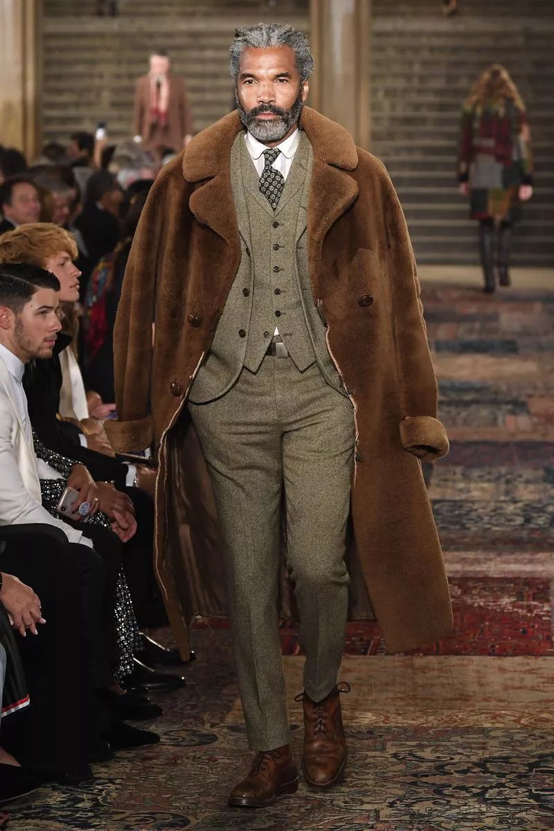 时尚晚礼服设计图手稿-礼服手稿素描图(图13) 礼服手绘设计图_时尚晚礼服设计图手稿_礼服手稿素描图