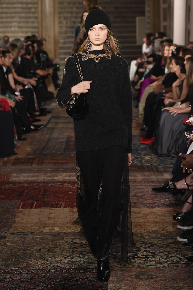 时尚晚礼服设计图手稿-礼服手稿素描图(图19) 礼服手绘设计图_礼服手稿素描图_时尚晚礼服设计图手稿