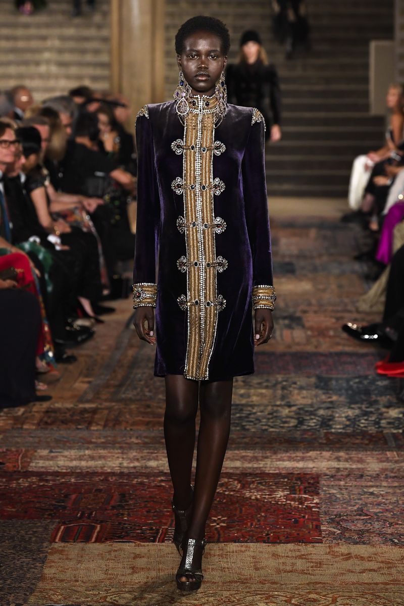 时尚晚礼服设计图手稿-礼服手稿素描图(图21) 礼服手稿素描图_时尚晚礼服设计图手稿_礼服手绘设计图