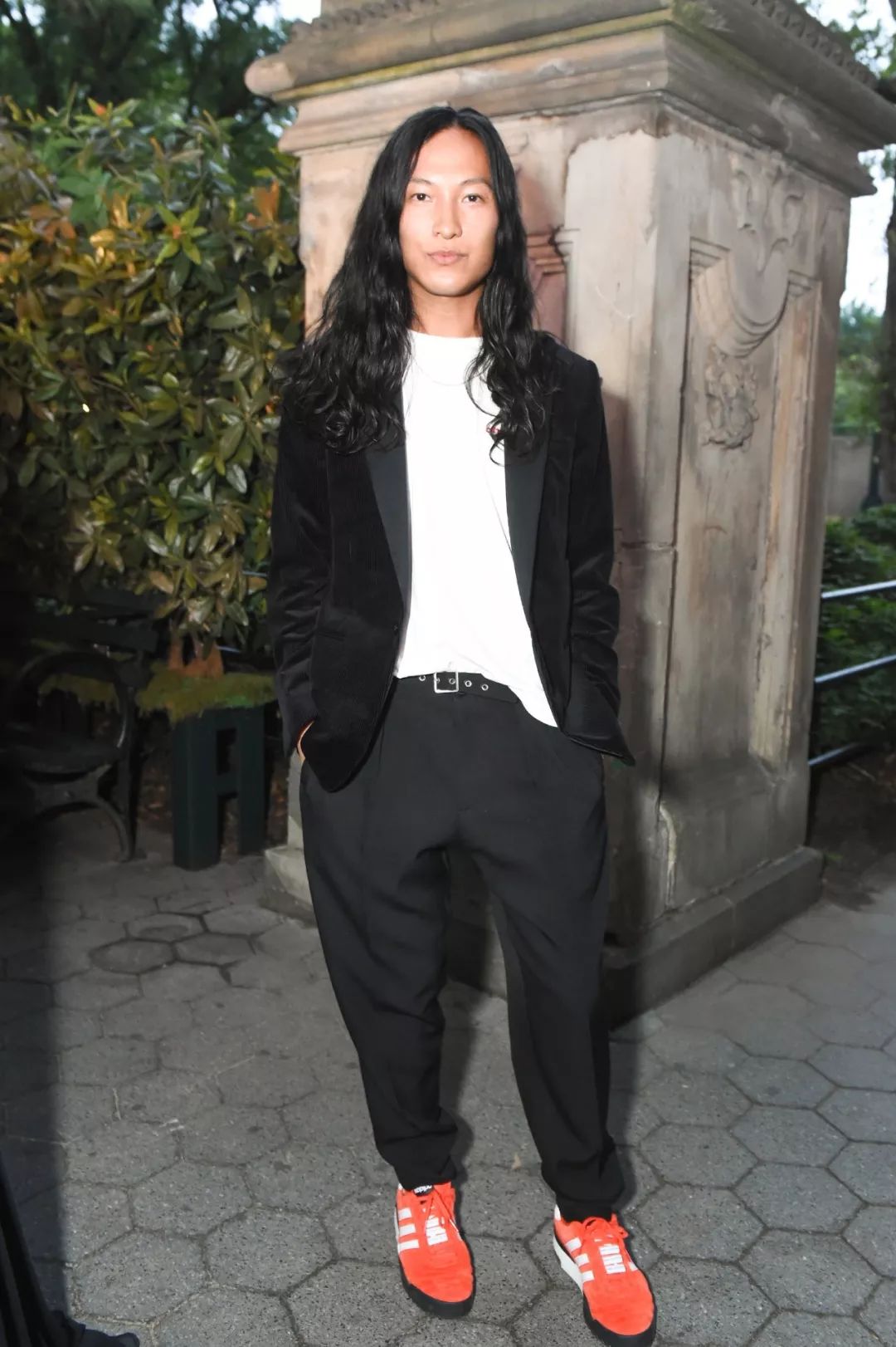 时尚晚礼服设计图手稿-礼服手稿素描图(图34) 时尚晚礼服设计图手稿_礼服手稿素描图_礼服手绘设计图