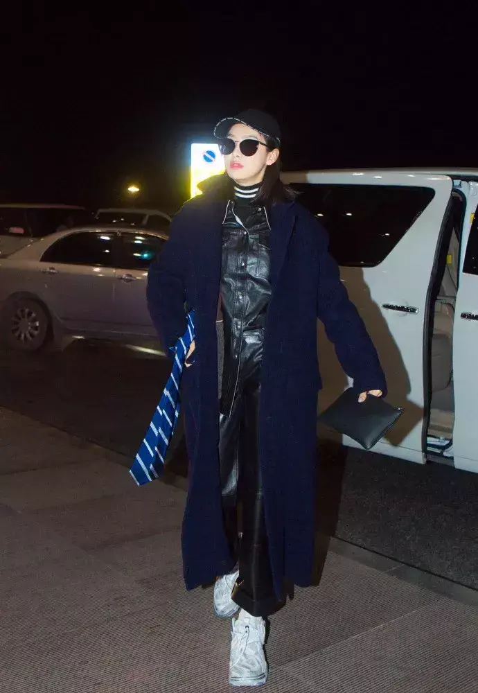 孔孝真机场时尚-机场时装秀(图17) 机场时装秀_孔孝真机场照_孔孝真机场时尚