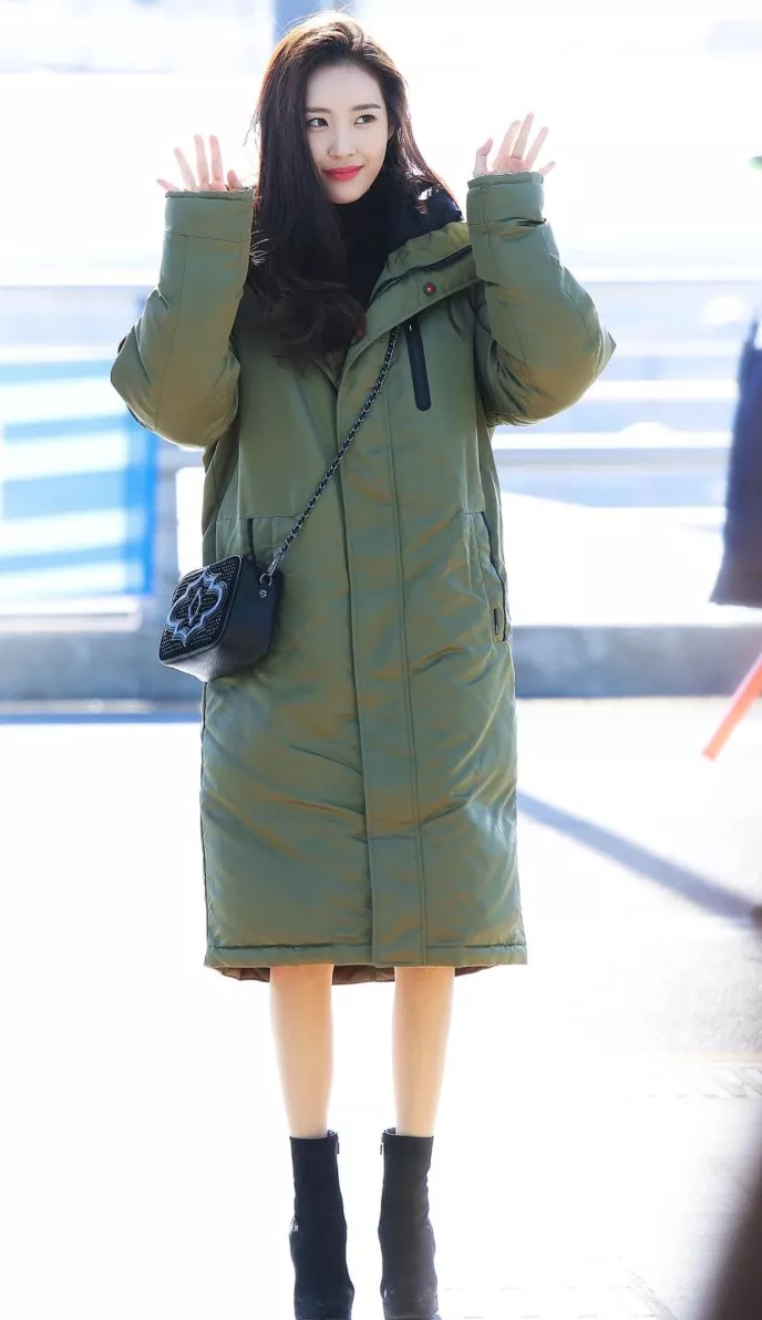 孔孝真机场时尚-机场时装秀(图23) 孔孝真机场照_孔孝真机场时尚_机场时装秀