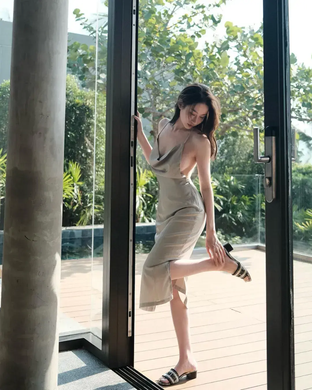 时尚舞台设计-舞台时尚设计方案(图10) 舞台时尚设计方案_时尚舞台品牌有哪些_时尚舞台设计