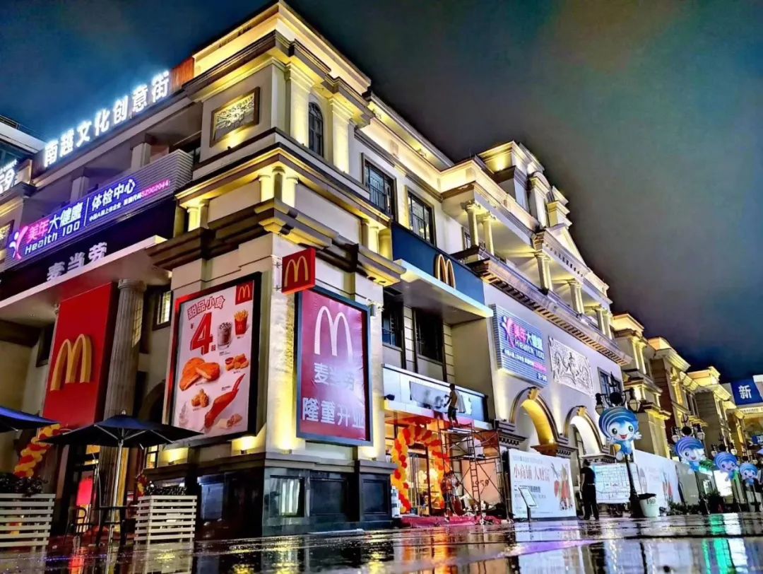 重视时尚购物-购物成为一种时尚